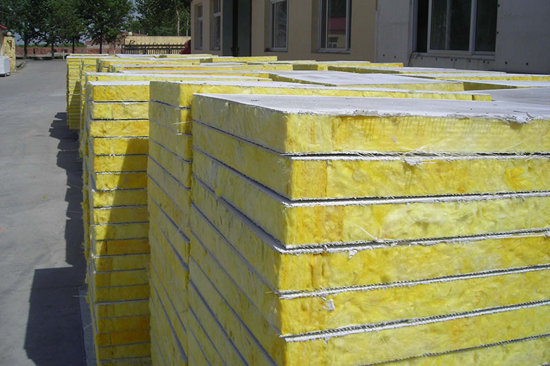 巖棉復(fù)合板